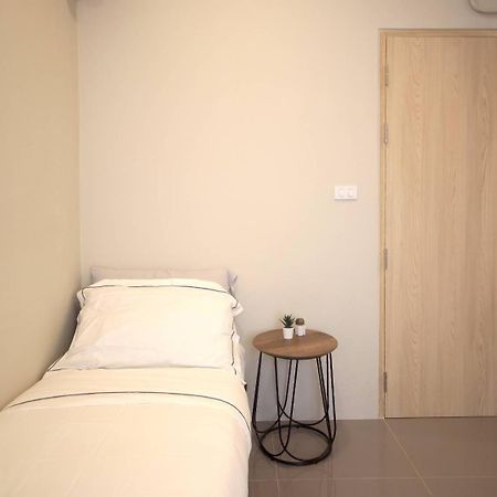 C2 Stay Phayathai Бангкок Экстерьер фото